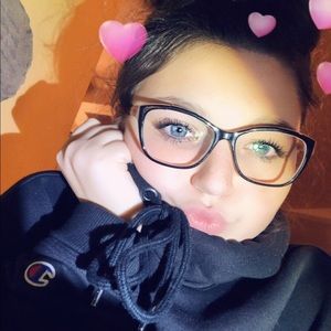 Meet your Posher, Giana